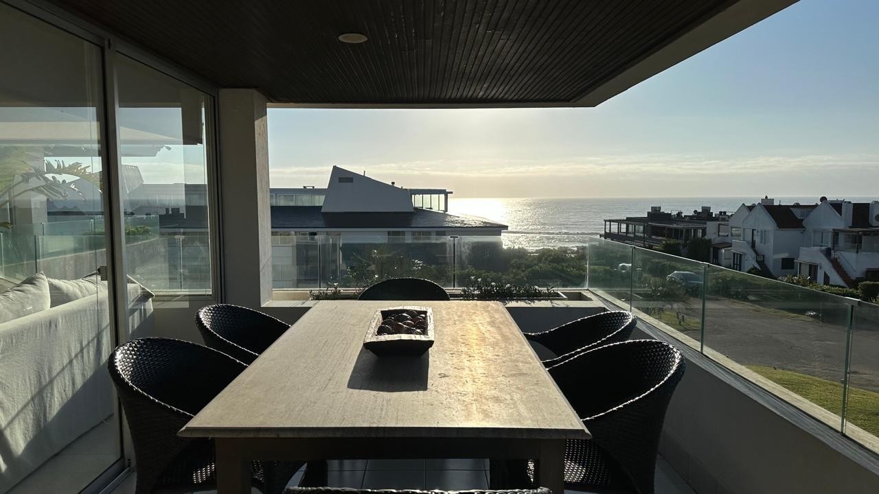Penthouse en La Barra de la ruta al mar